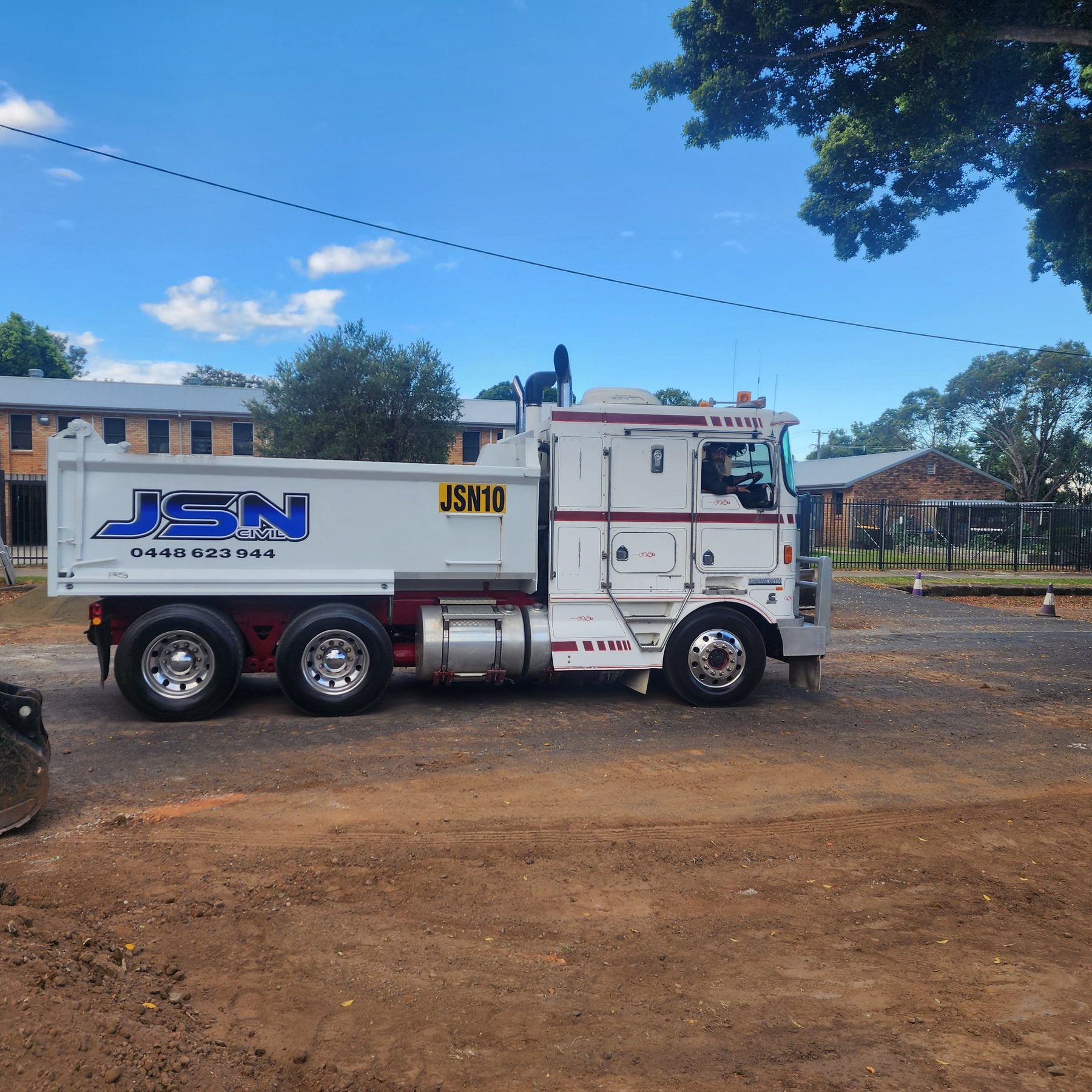 JSN Civil tipper truck on site